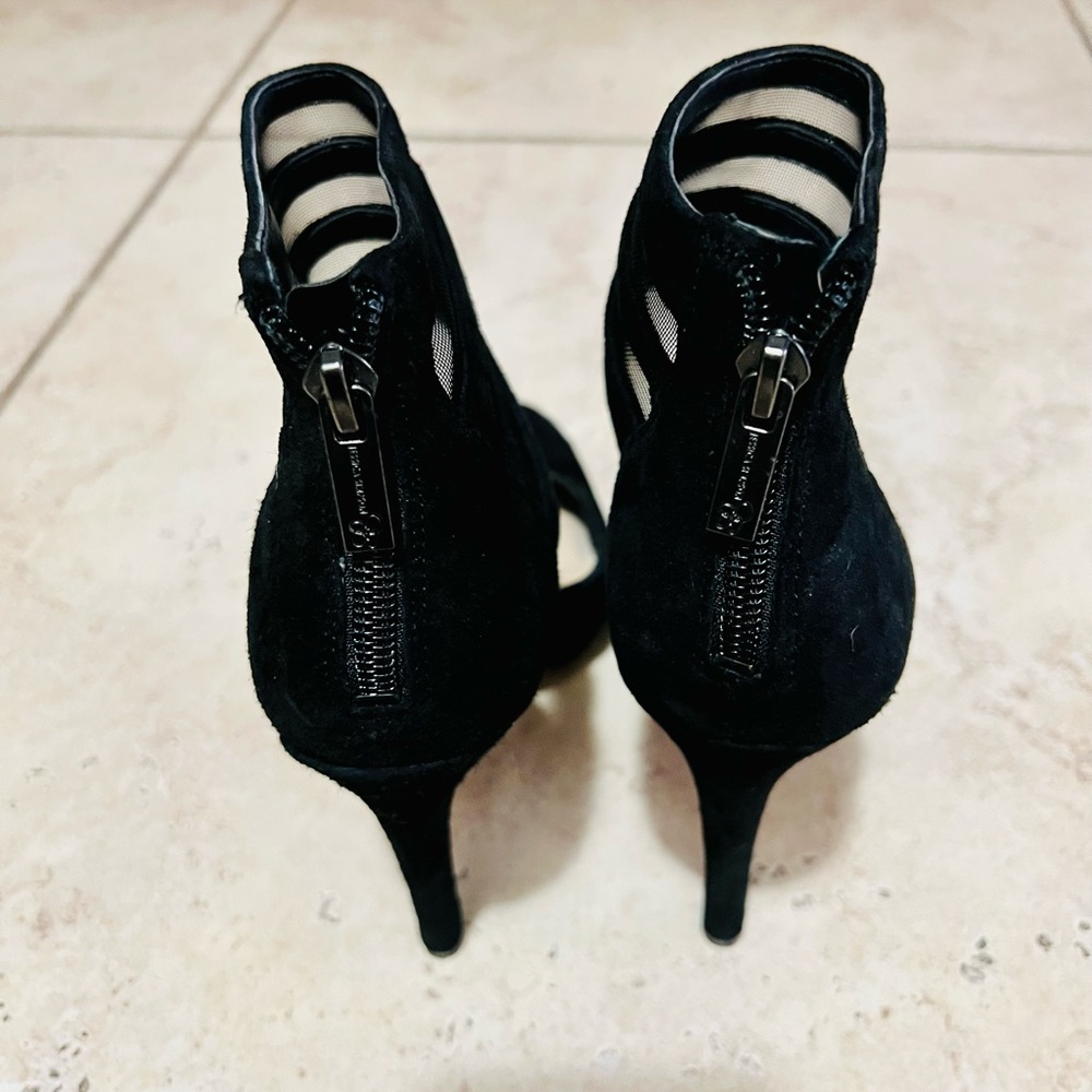 Used once. Very comfortable.